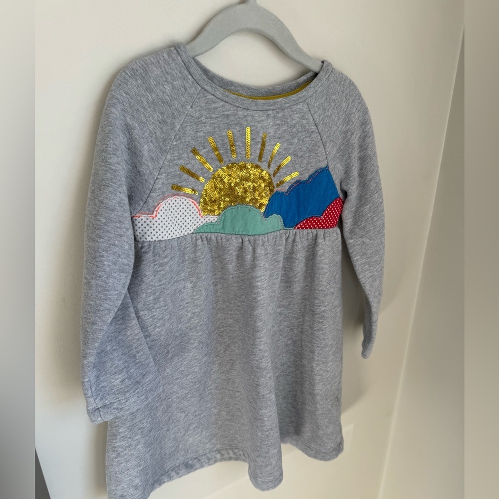 Mini Boden Gray Sun Appliqué Long Sleeve Dress Size 5-6Y
